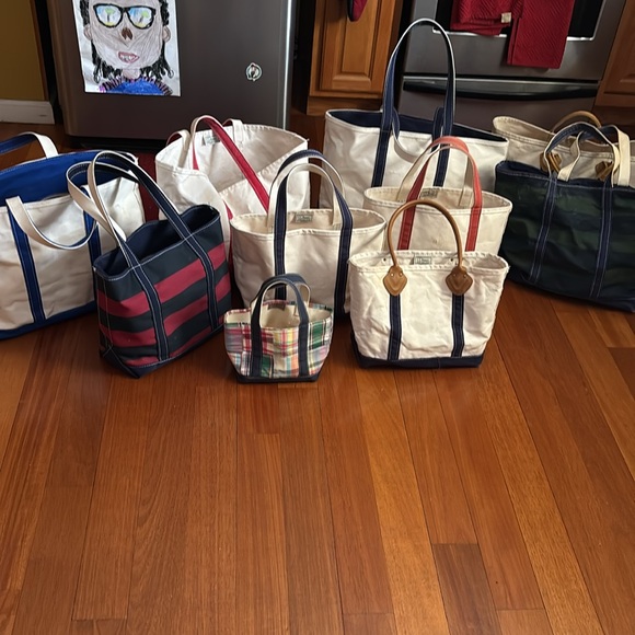 Classic White and Blue Tote Bag - Picture 8 of 8